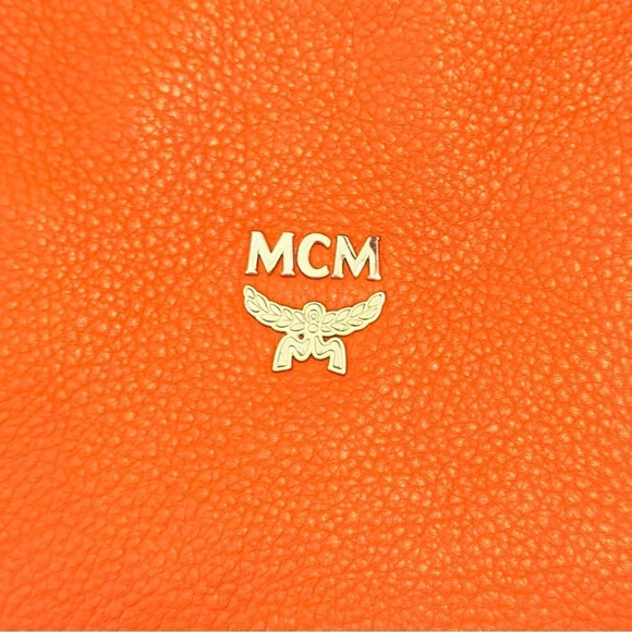 MCM 🍊 Pebbled Leather Tote - Picture 4 of 14